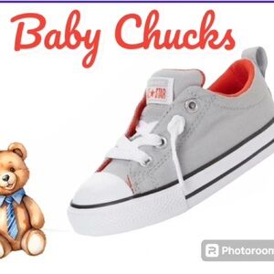 NWOT Converse All Star Baby Boy Chuck
Taylor Street Ox Sneaker for him💙
